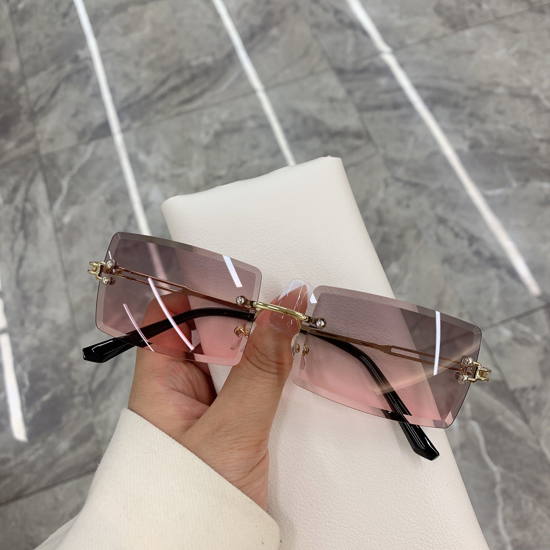 Women's Rimless Transparent Fashion Light Sunglasses